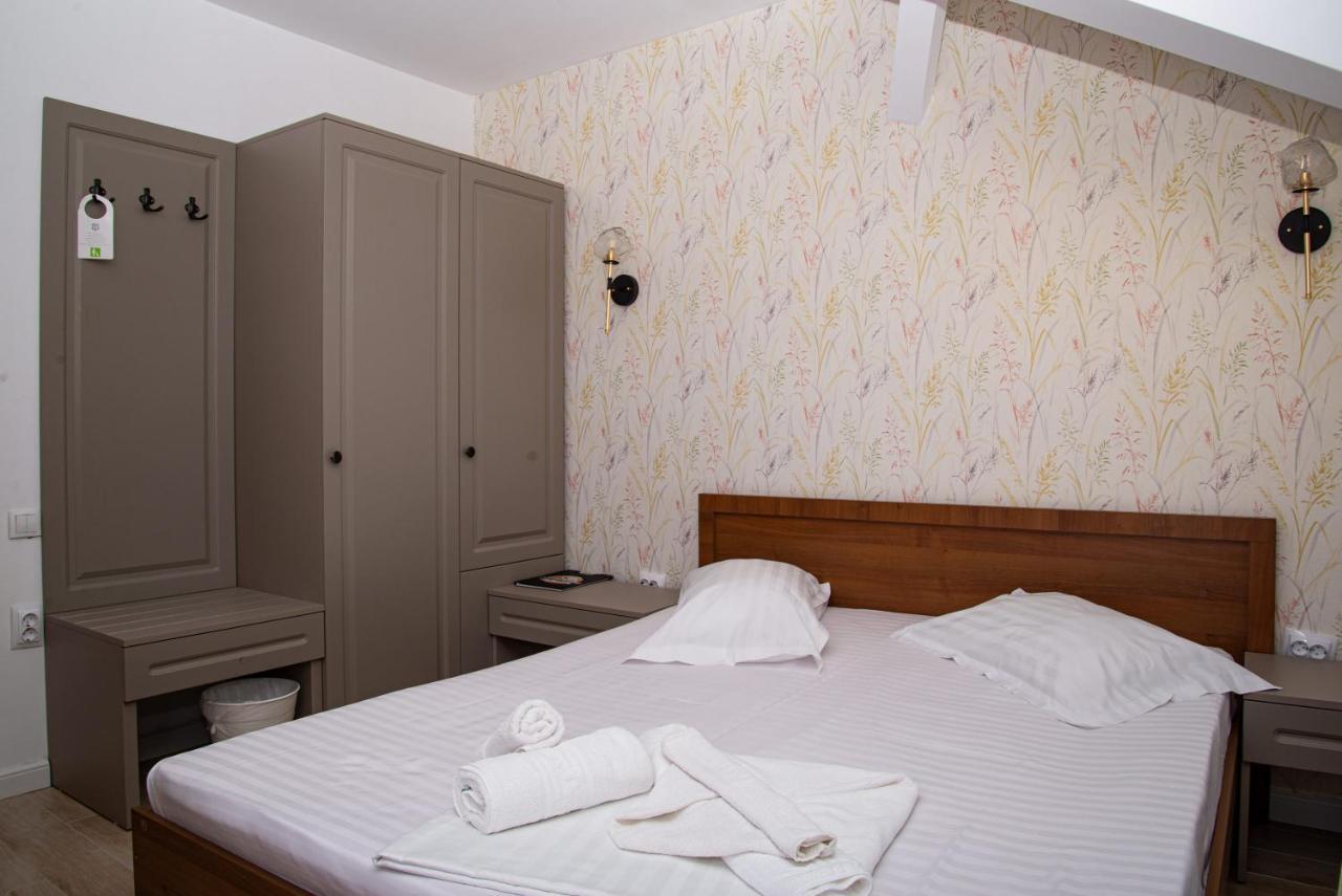 Paradis Hotel Mila Douăzeci şi Trei 外观 照片