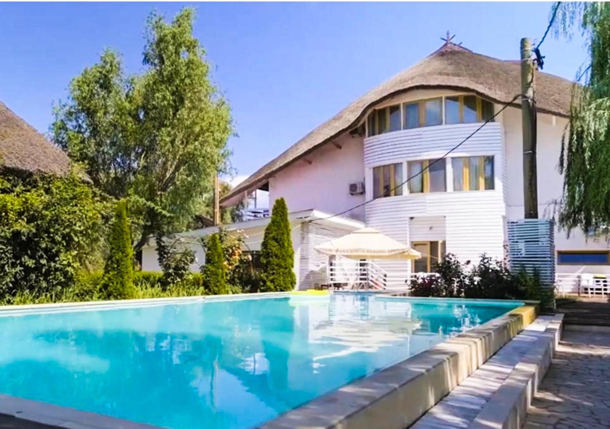 Paradis Hotel Mila Douăzeci şi Trei 外观 照片