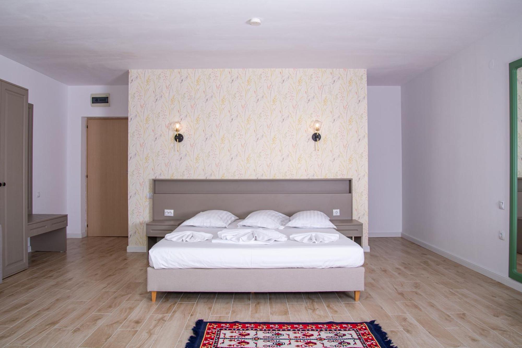 Paradis Hotel Mila Douăzeci şi Trei 外观 照片