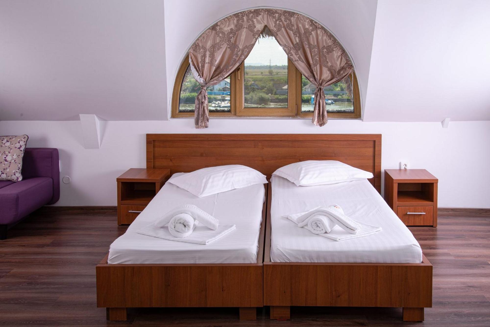 Paradis Hotel Mila Douăzeci şi Trei 外观 照片