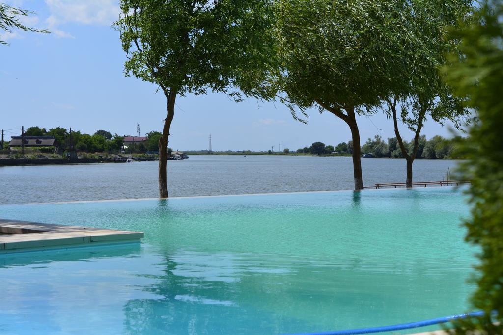 Paradis Hotel Mila Douăzeci şi Trei 外观 照片